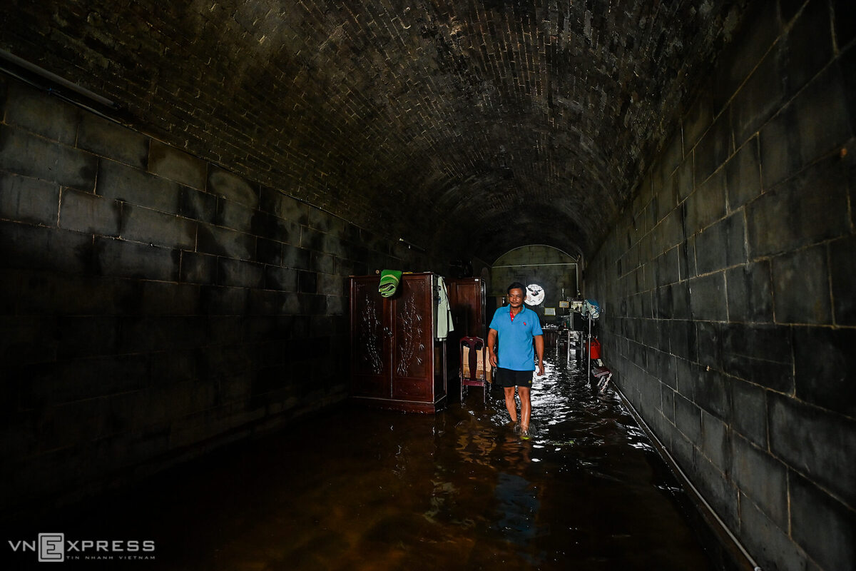 Hue Imperial City submerged by floodwaters