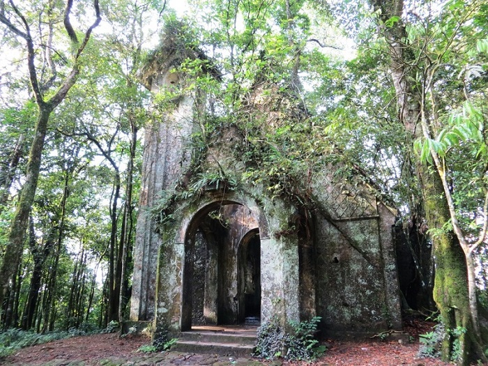 Mysterious hues of abandoned architectures in Vietnam