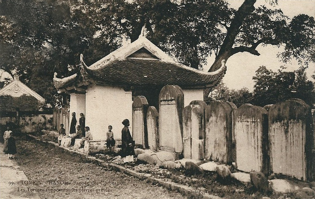 Rare photos of Temple of Literature in French colonial period
