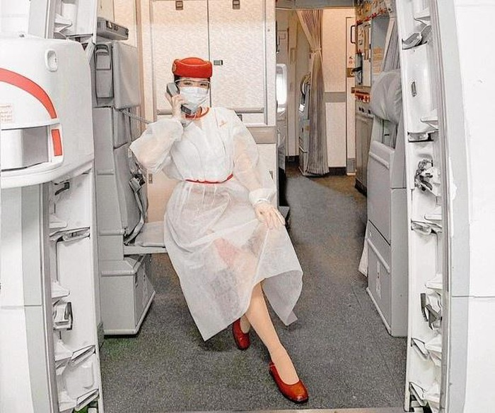 vietnamese girl conquers seven world wonders as a flight attendant