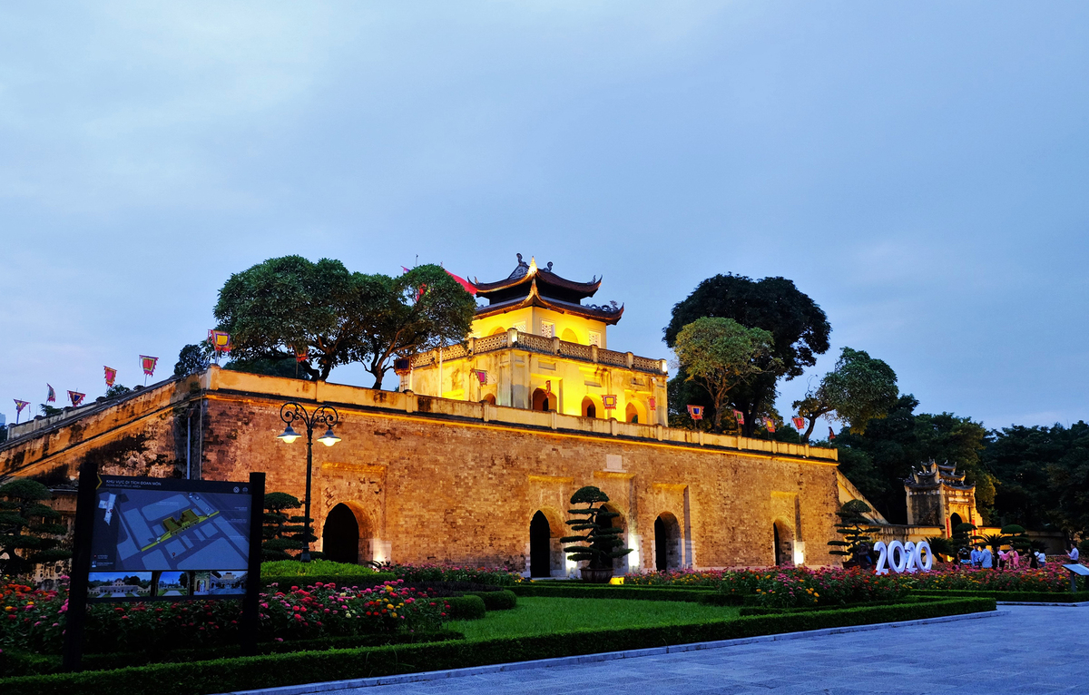 Thang Long Imperial Citadel tour at night to make debut at the end of this year