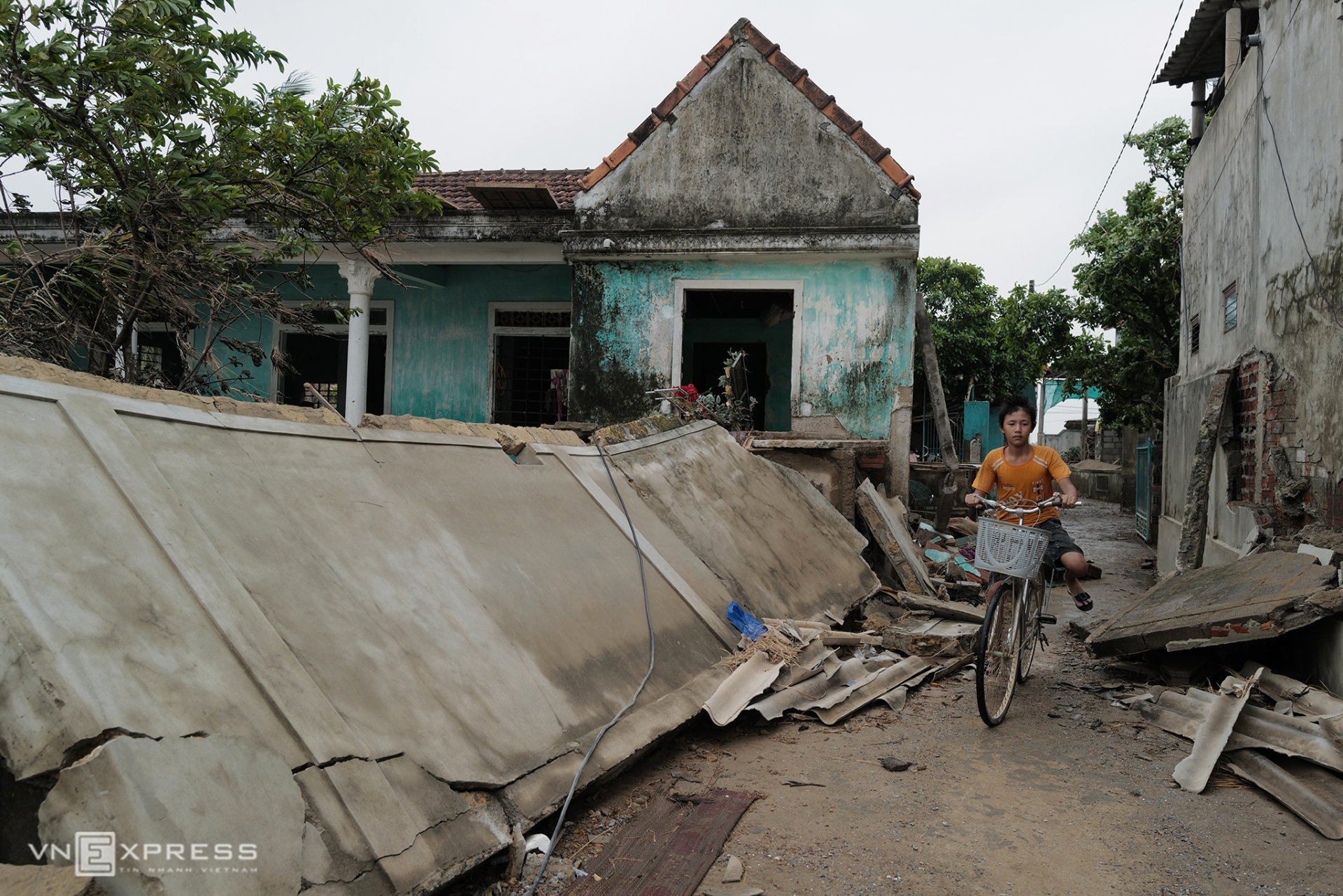 In photos: Quang Binh left ravaged after record flooding