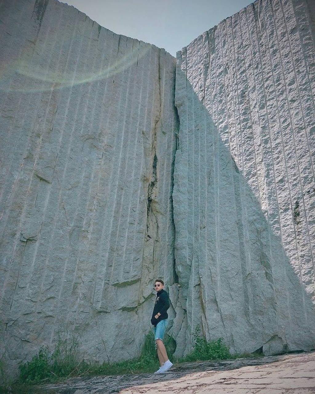 tourist attracting vertical cliffs in vietnam