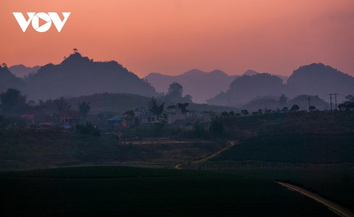 Glorious sunset in Vietnam’s mountainous regions Glorious sunset in Vietnam’s mountainous regions
