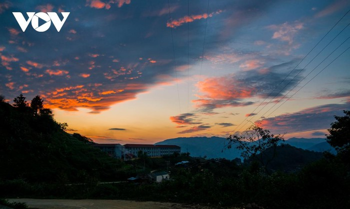 Glorious sunset in Vietnam’s mountainous regions