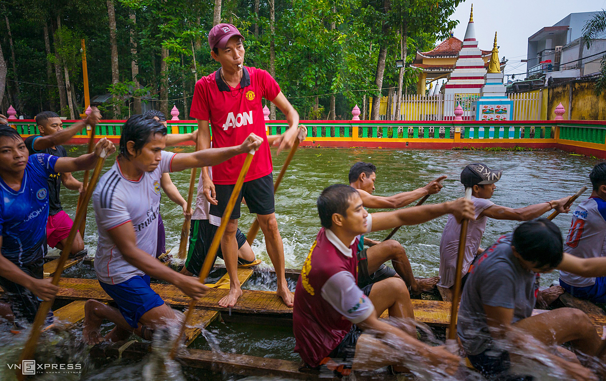 Boat-racing festival, a traditional cultural feature of Mekong Delta