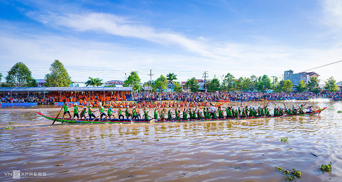 Boat-racing festival, a traditional cultural feature of Mekong Delta