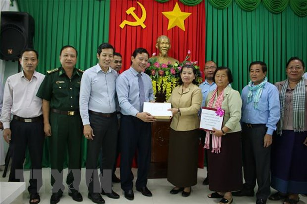 cambodian deputy pm provides financial aid to flood hit central vietnam