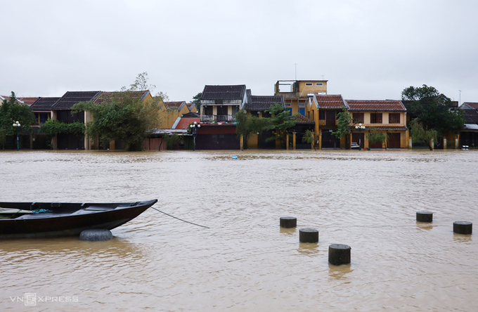 Hoi An Ancient Town flooded again after storm Etau