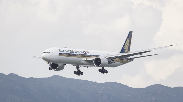 worlds first air travel bubble to be launched between singapore and hong kong starting nov22