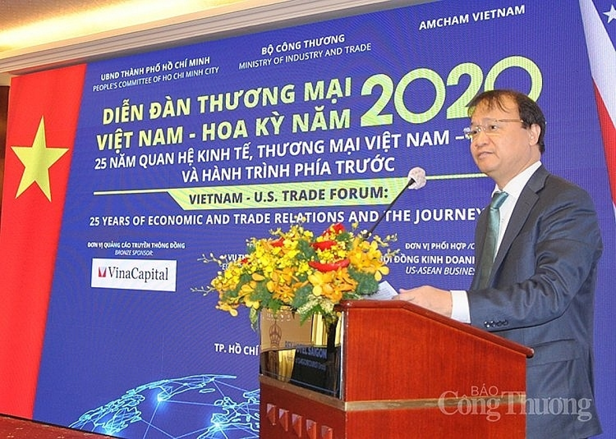 Vietnam, US strive to boost cooperation on trade and investment