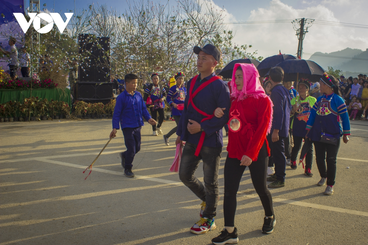 Unique wintery festival on Bac Ha Plateau kicks off