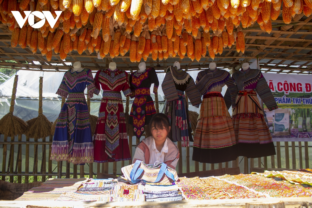 Unique wintery festival on Bac Ha Plateau kicks off