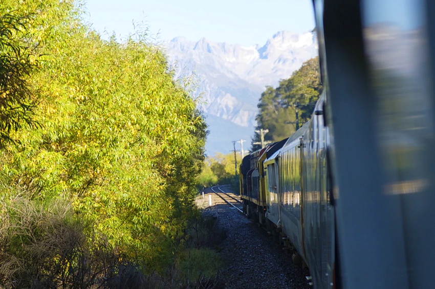 Vietnam’s Reunification Express named among top 10 world’s most amazing train journeys