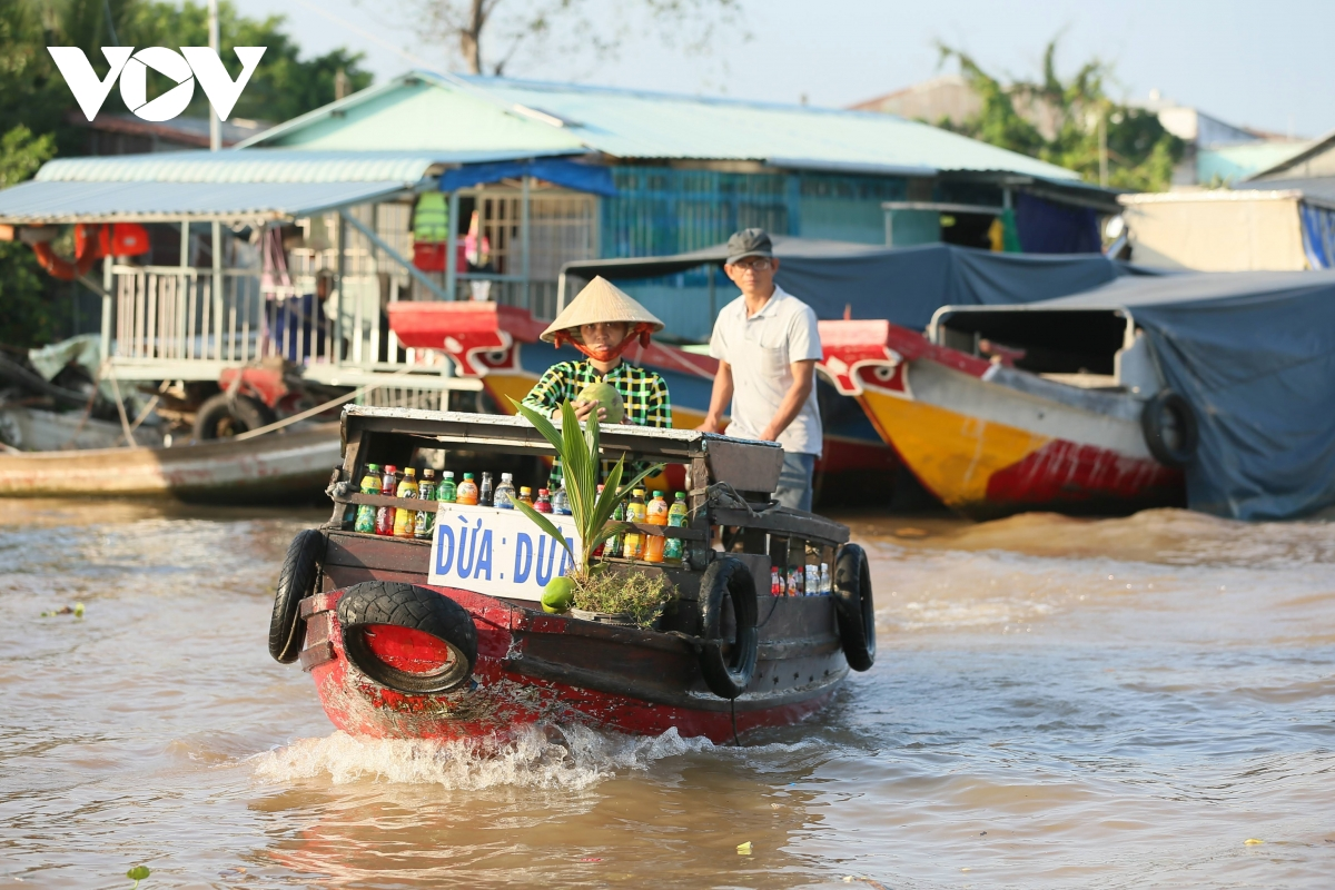 Cai Rang floating market, a highlight of Vietnam’s Mekong Delta