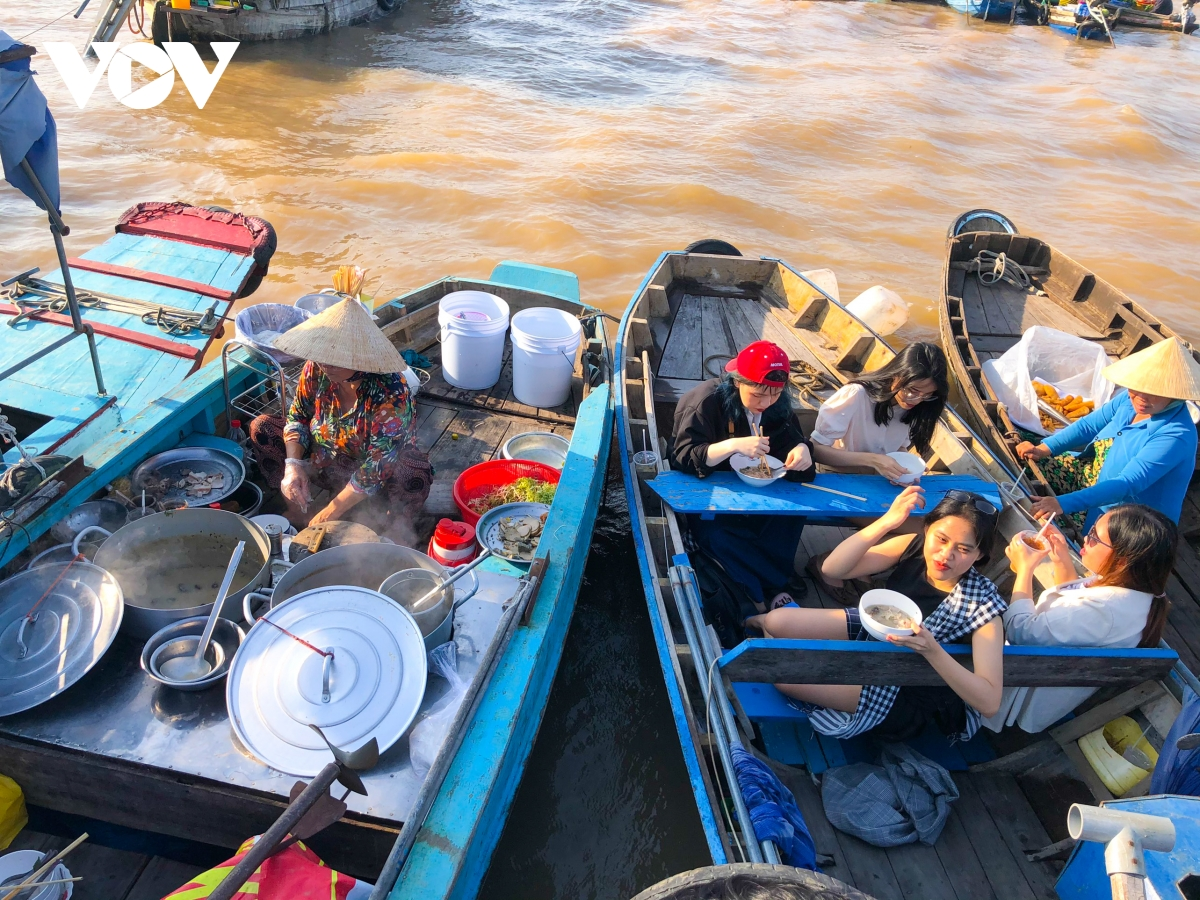 Cai Rang floating market, a highlight of Vietnam’s Mekong Delta