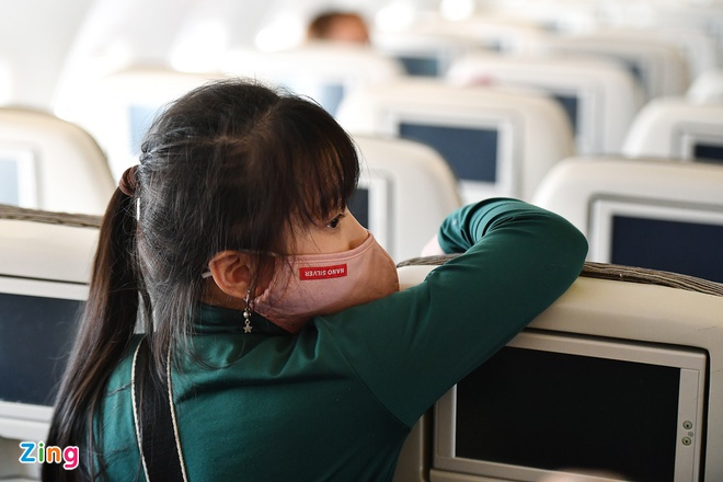 Passengers not wearing face masks on Vietnamese airlines to be heavily fined