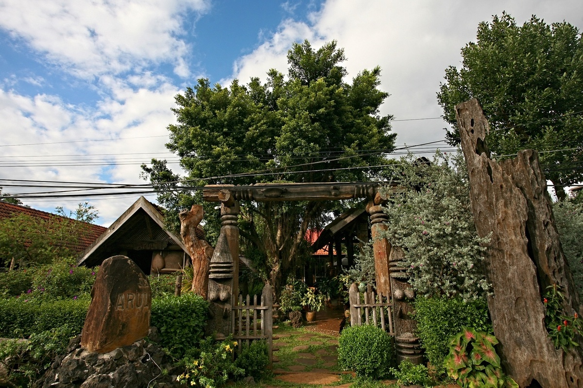 Coffee shop in the Central Highlands traditional longhouses