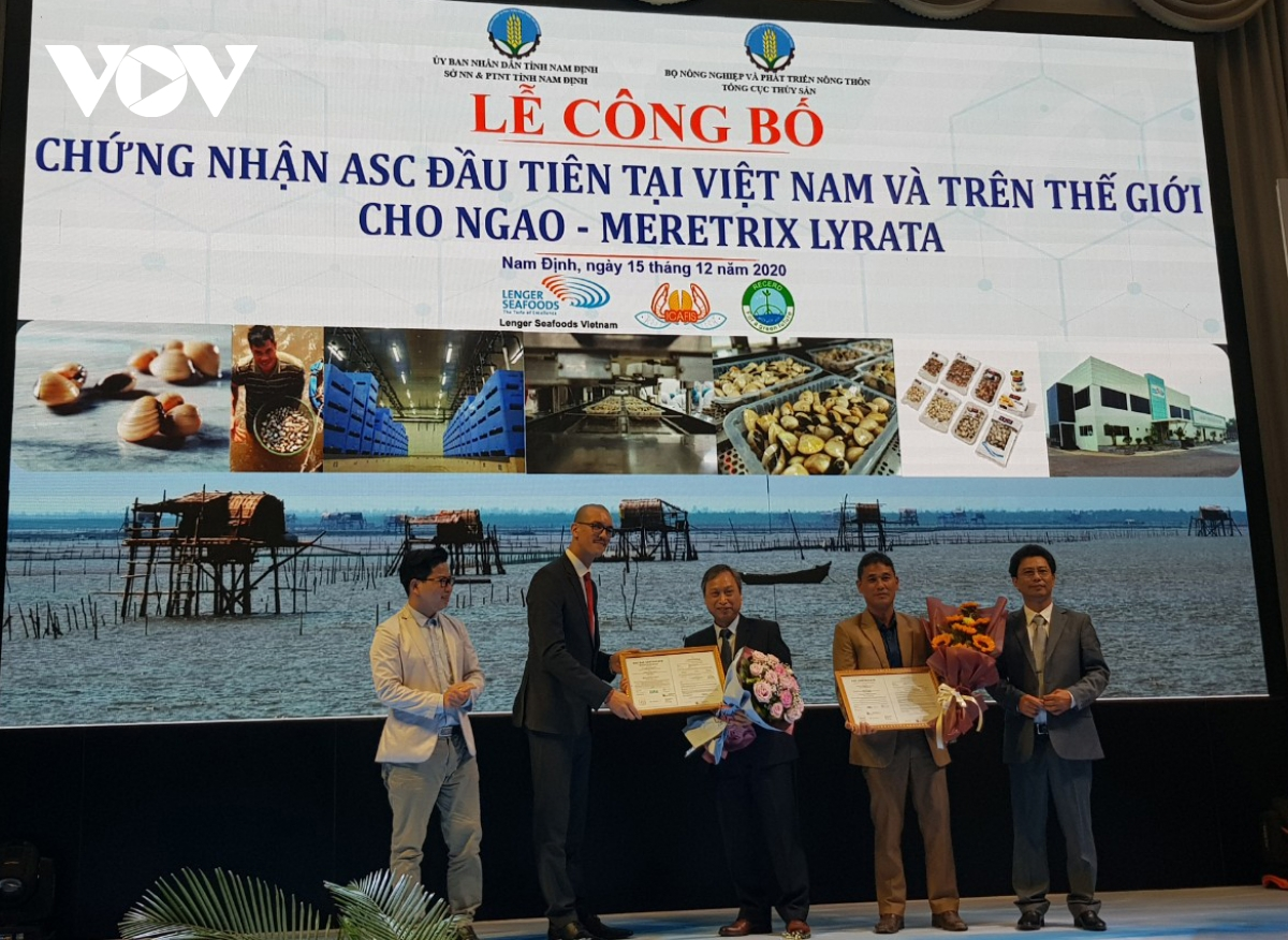 Vietnamese clam become the world first to receive ASC certificate