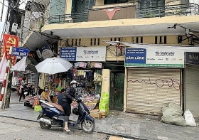 fears over covid 19 leaving hanoi streets desolated