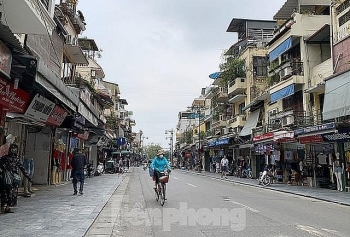 Fears over Covid-19 leaving Hanoi streets desolated