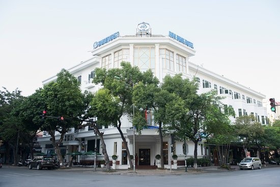 hanoi sets up a quarantine zone downtown for foreign arrivals