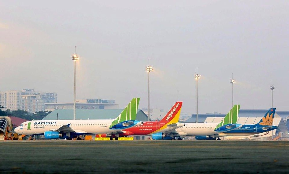 vietnam airlines resumes all domestic flights