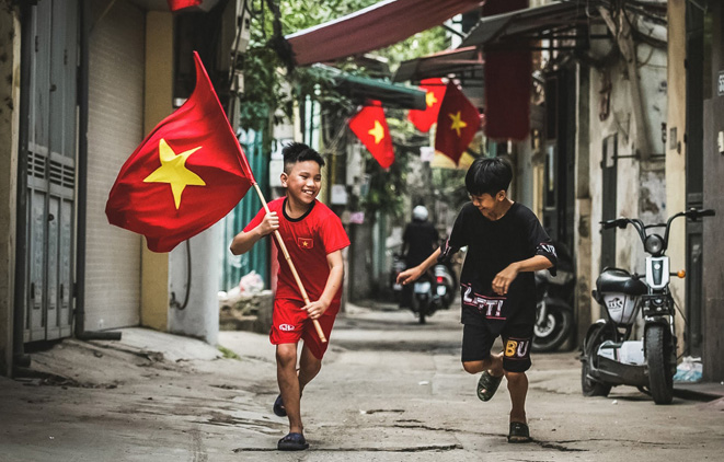 hanoi streets vibrant series of activities take place in welcoming national reunification day