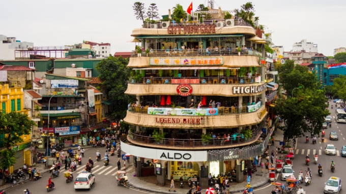 businesses supermarkets in hanoi not allowed opening before 9 am