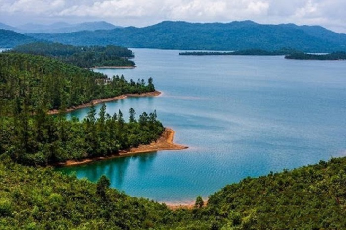 hoc khe lake the alluring ravine in the central coast of vietnam