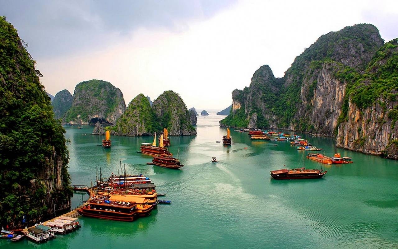 Bargain holidays bolster demands for domestic tourism in Vietnam