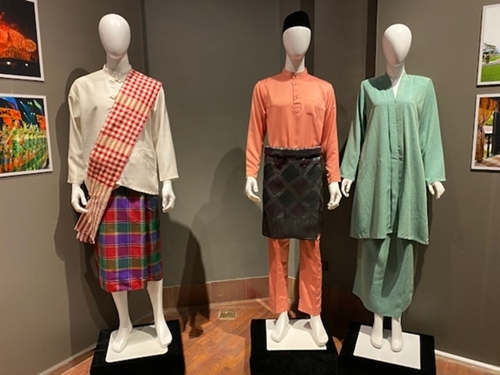 ASEAN traditional costumes exhibition launched in Hanoi