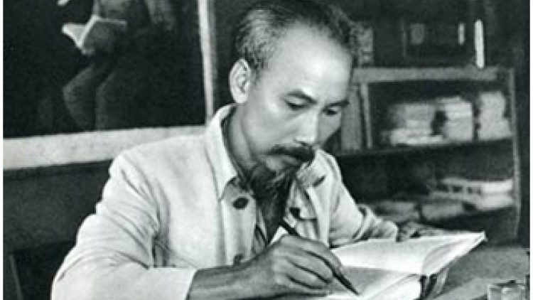 revolutionary writings understanding the worldly influence of president ho chi minhs poetry