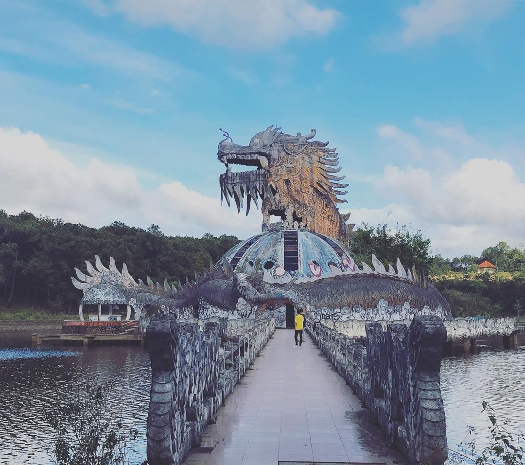 Myths of Vietnam: Here Be Dragons