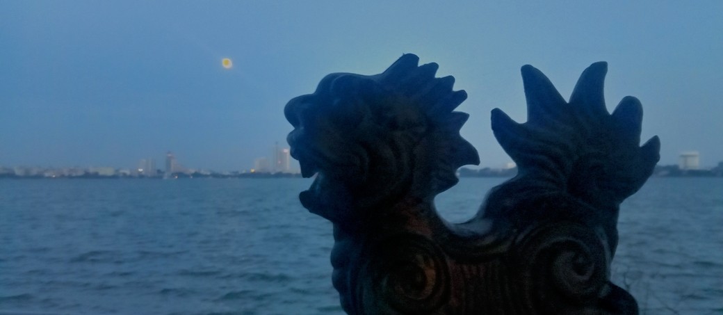 A Gorgeous Mid-Autumn Moon Blesses Recovering Vietnam