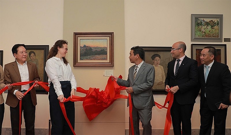 Painting of Emperor Ham Nghi Presented to Museum of Fine Arts