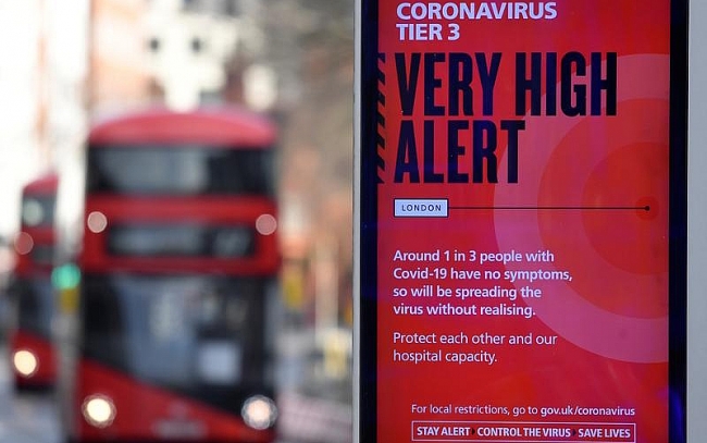 Vietnamese in UK on high alert but not afraid of new Covid-19 variant