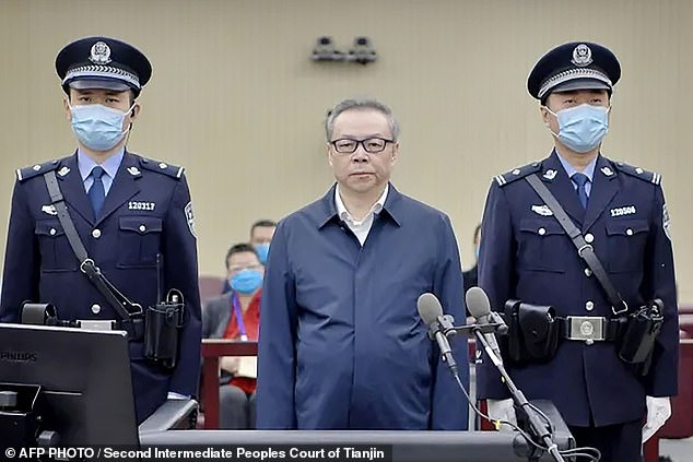 Lai Xiaomin, former Communist Party member, was sentenced to death (Photo: AFP)  