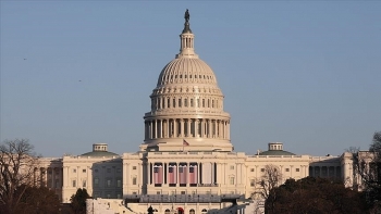 world breaking news today january 19 us capitol briefly shuts down after nearby fire