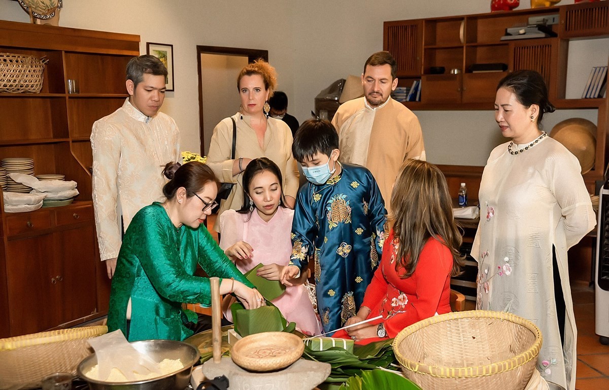 International Guests Experience Lunar New Year Celebration