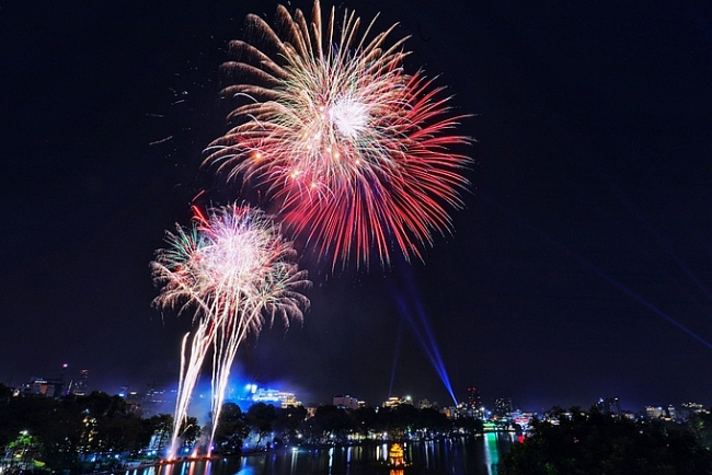 Hanoi scales down Tet’s firework display to stamp out COVID-19