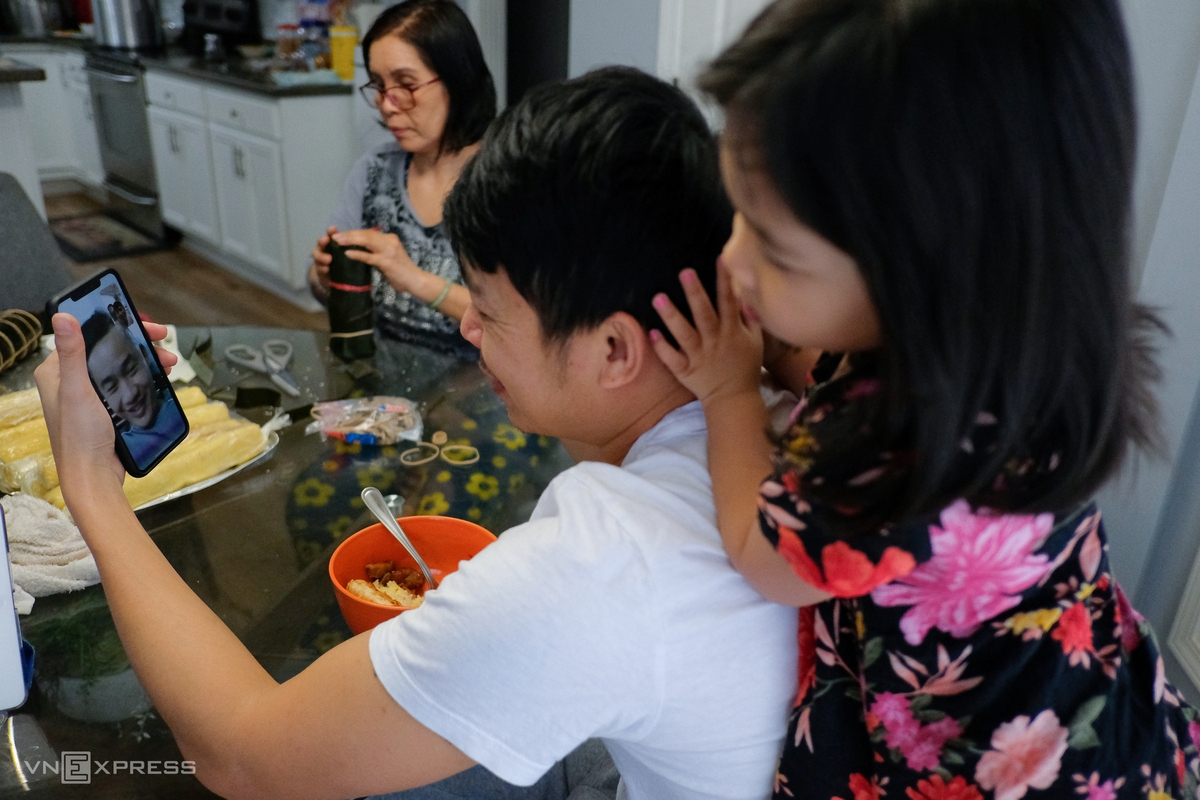 Warm Tet of a Vietnamese American family during pandemic time
