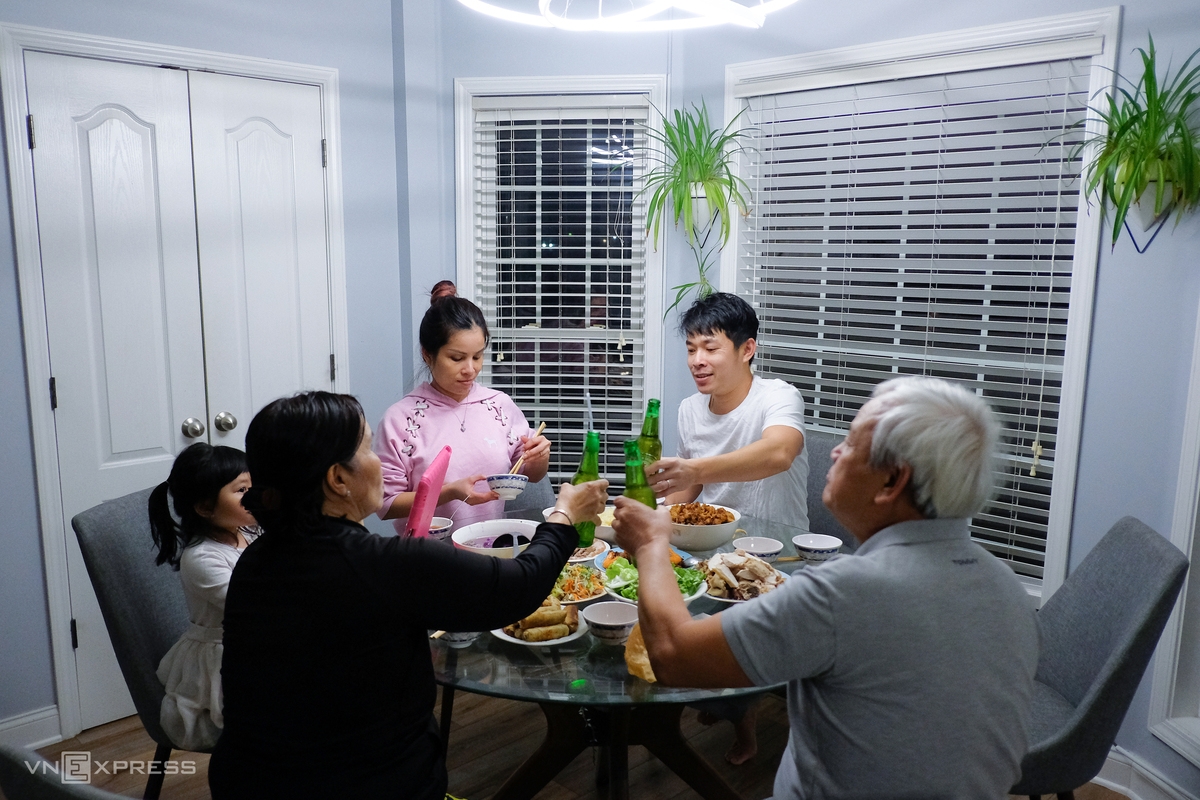 Warm Tet of a Vietnamese American family during pandemic time