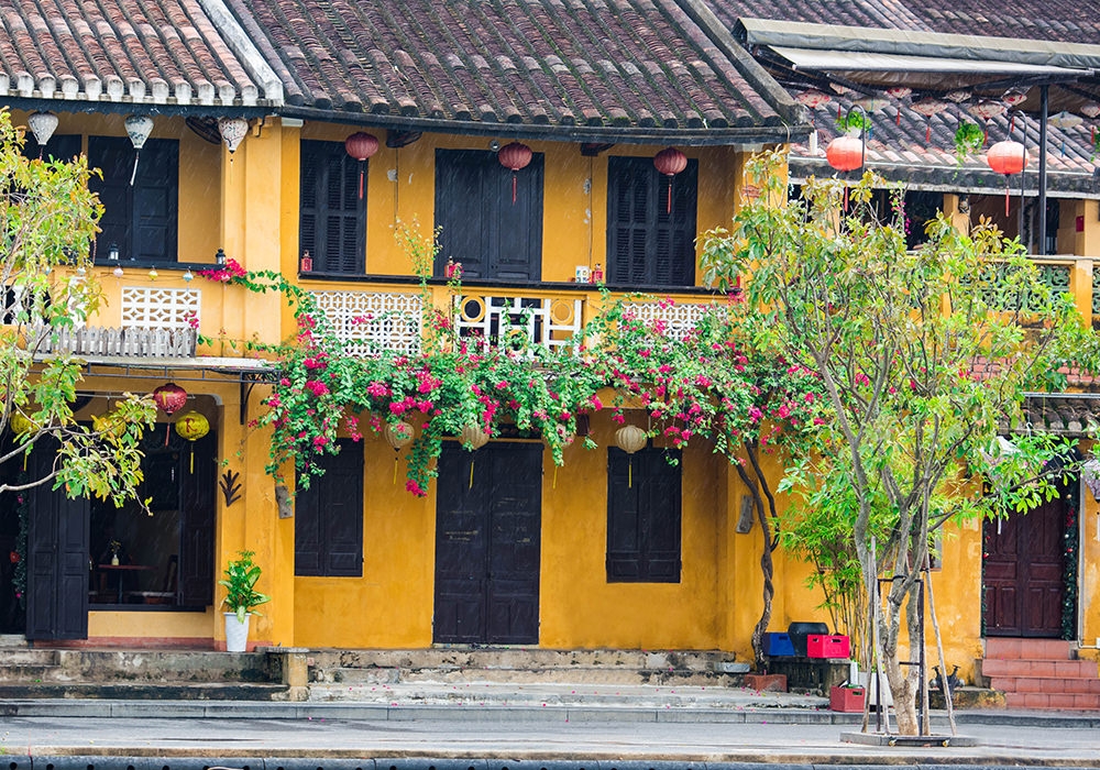 Hoi An ancient street - the irresistable attractiveness, with video
