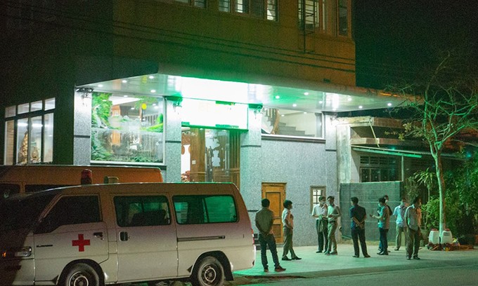 vietnamese covid 19 suspected man sends staff into quarantine as substitute