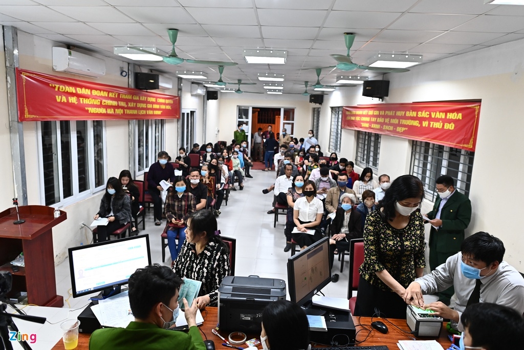 Hanoi speeds up chip-based ID card issuance for residents