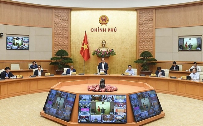 In photos: PM calls on Vietnam to keep on pursuing twin goals
