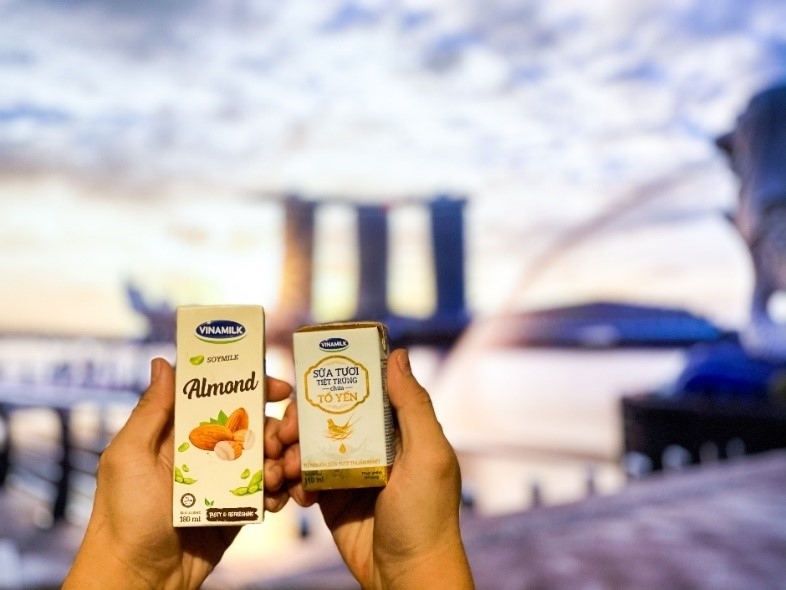 vinamilk introduces its fresh milk with birds nest to singapore market