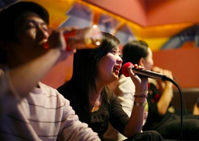 SCMP: Karaoke a ‘public No 1 enemy’ in Vietnam and Asian countries