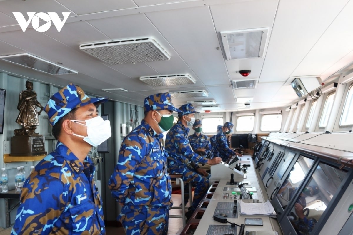 vietnam france navies perform joint sea exercises